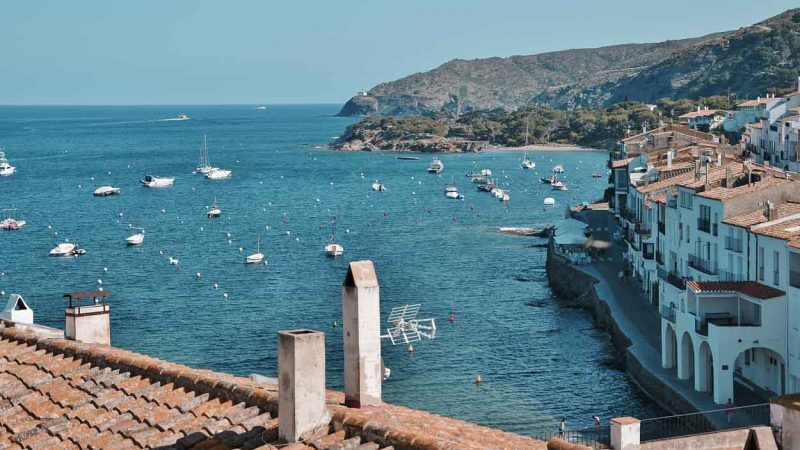Cadaqués en la Costa Brava de Cataluña